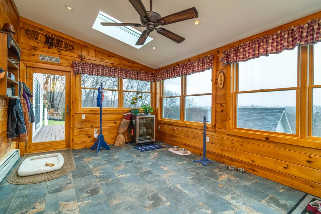 546 Black Brook Road Goffstown NH 03045