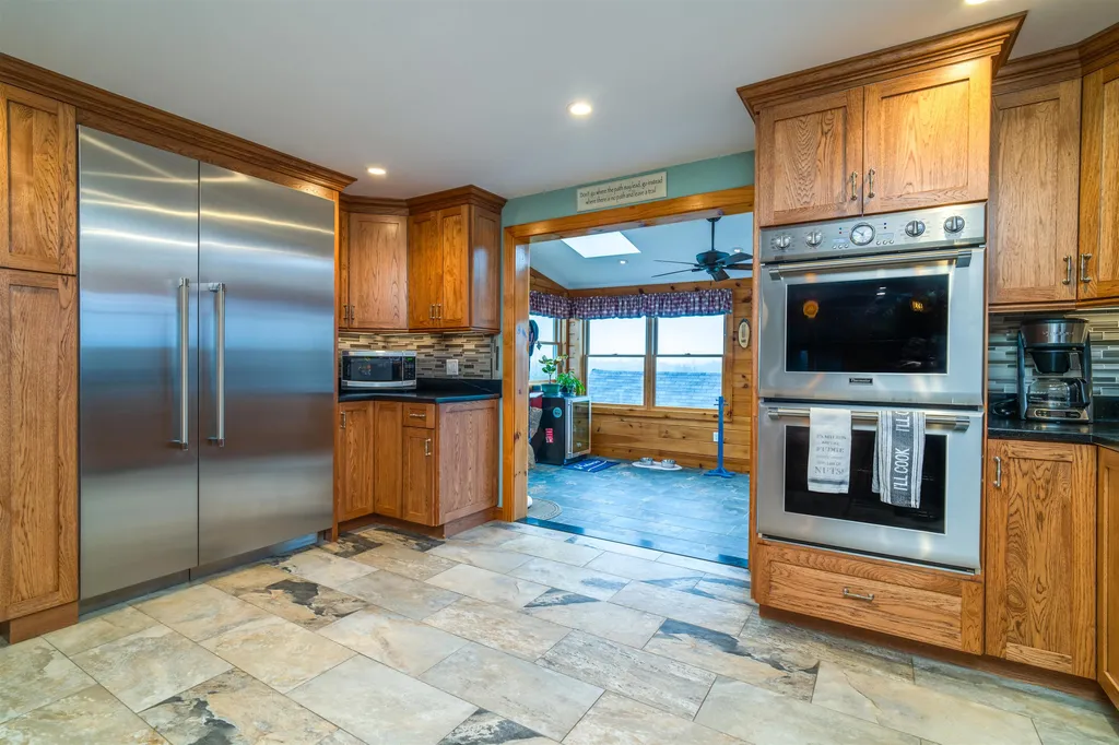 546 Black Brook Road Goffstown NH 03045