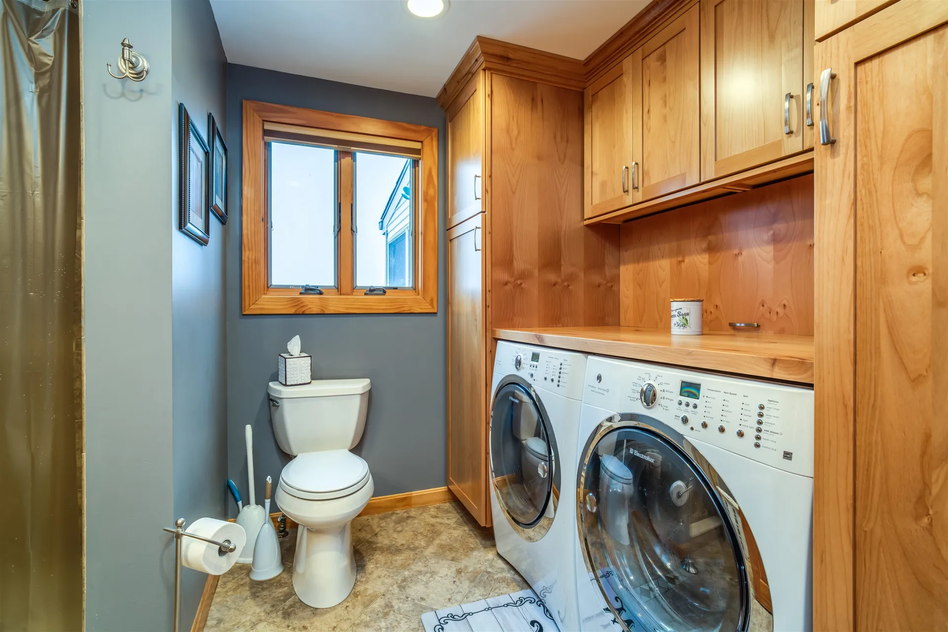 546 Black Brook Road Goffstown NH 03045