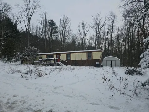 6 Roby Road New Boston NH 03070-5006