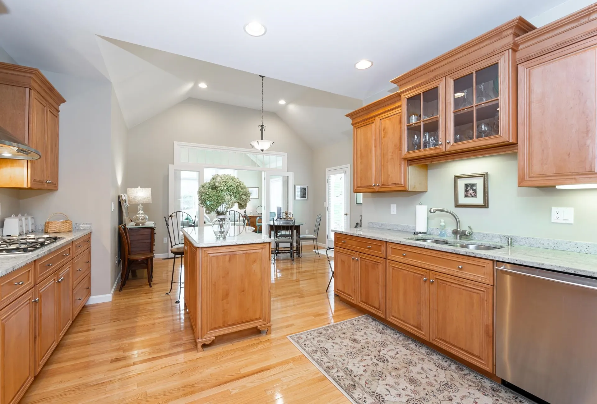16 Smithfield Lane Bedford NH 03110