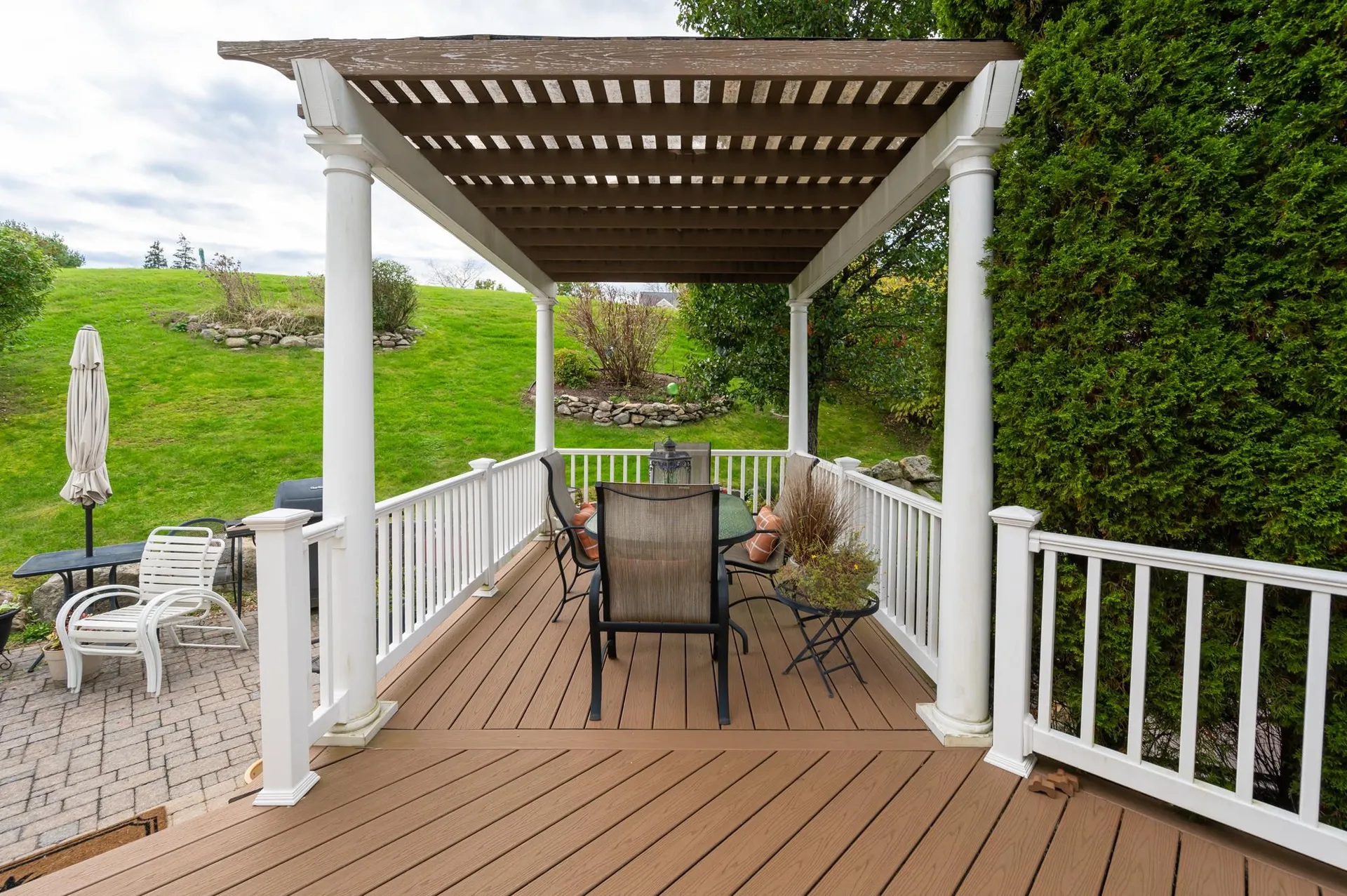 16 Smithfield Lane Bedford NH 03110