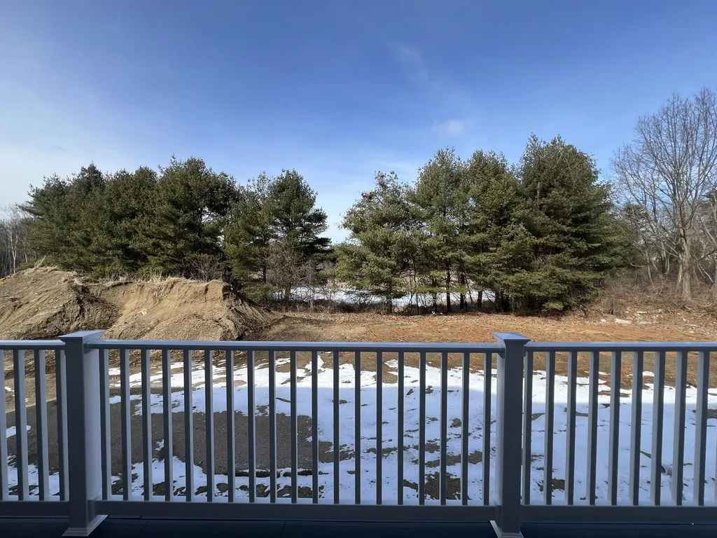 26 Juniper Lane Portsmouth NH 03801