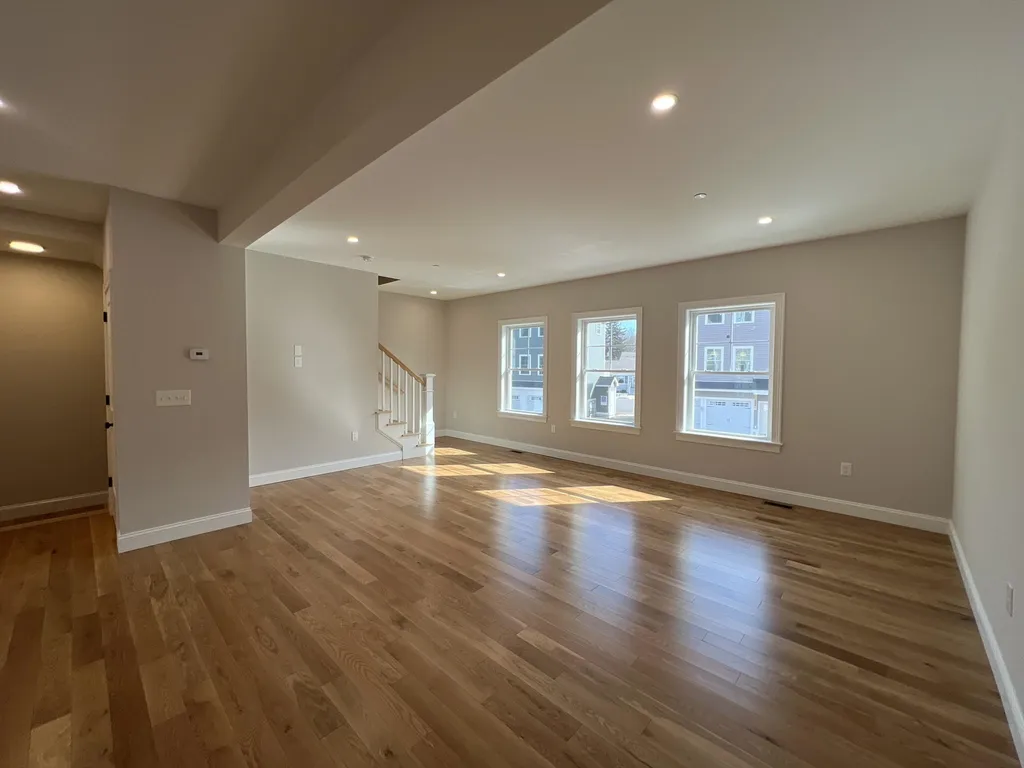 26 Juniper Lane Portsmouth NH 03801