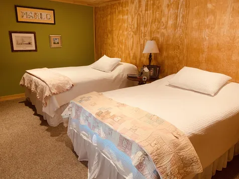 81 Richardson Trail Campton NH 03223