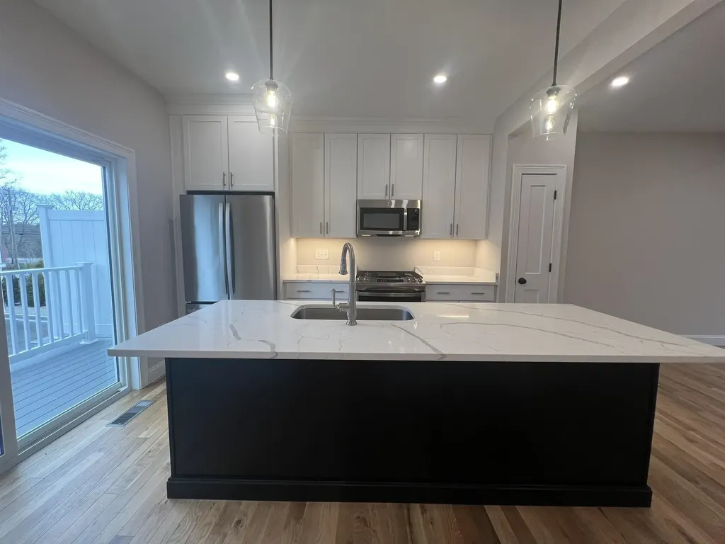 19 Juniper Lane Portsmouth NH 03801
