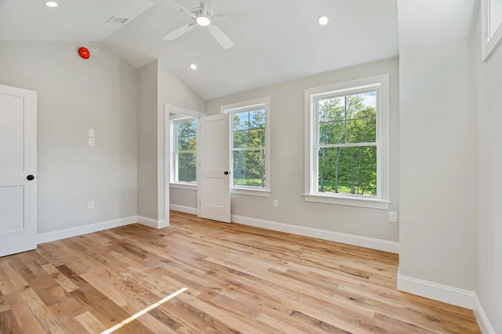 30 Juniper Lane Portsmouth NH 03801