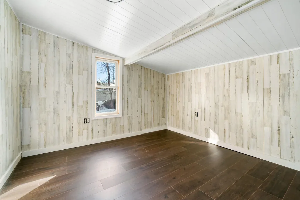 14 Mildred Avenue Raymond NH 03077