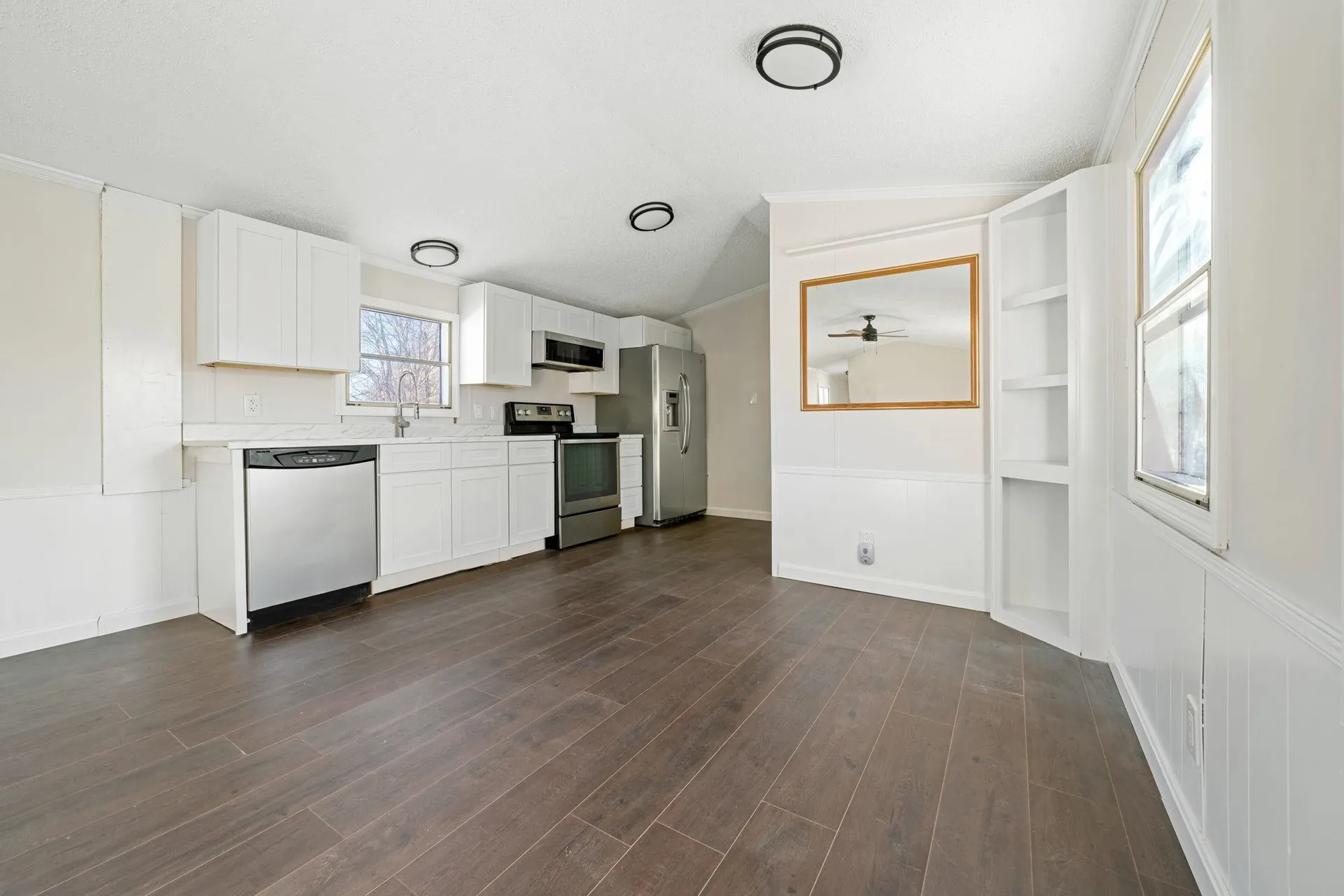 14 Mildred Avenue Raymond NH 03077