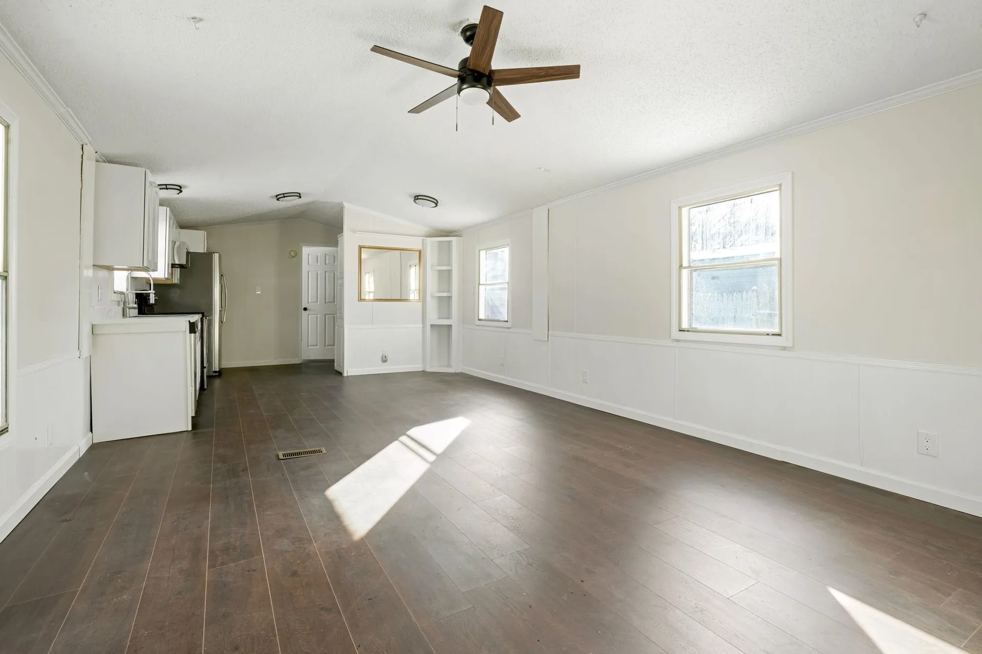14 Mildred Avenue Raymond NH 03077