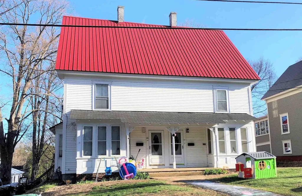 18-20 Oak Street Franklin NH 03235