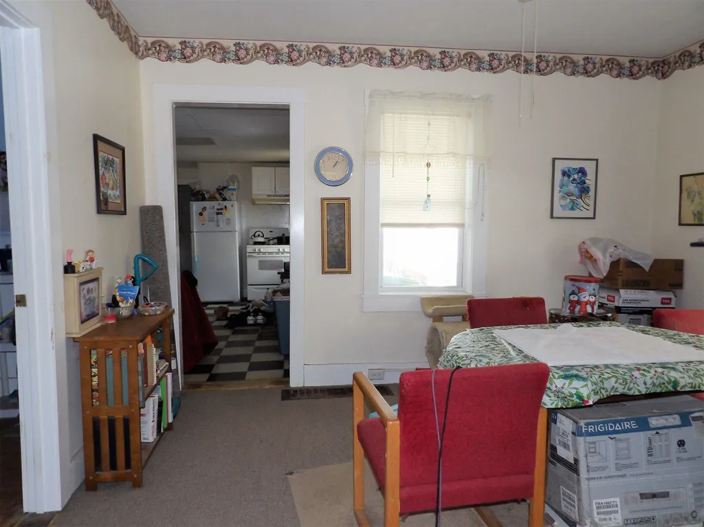 18-20 Oak Street Franklin NH 03235