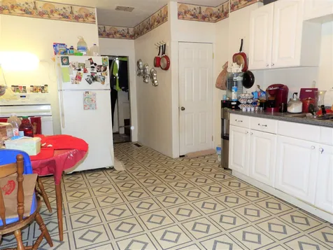 18-20 Oak Street Franklin NH 03235