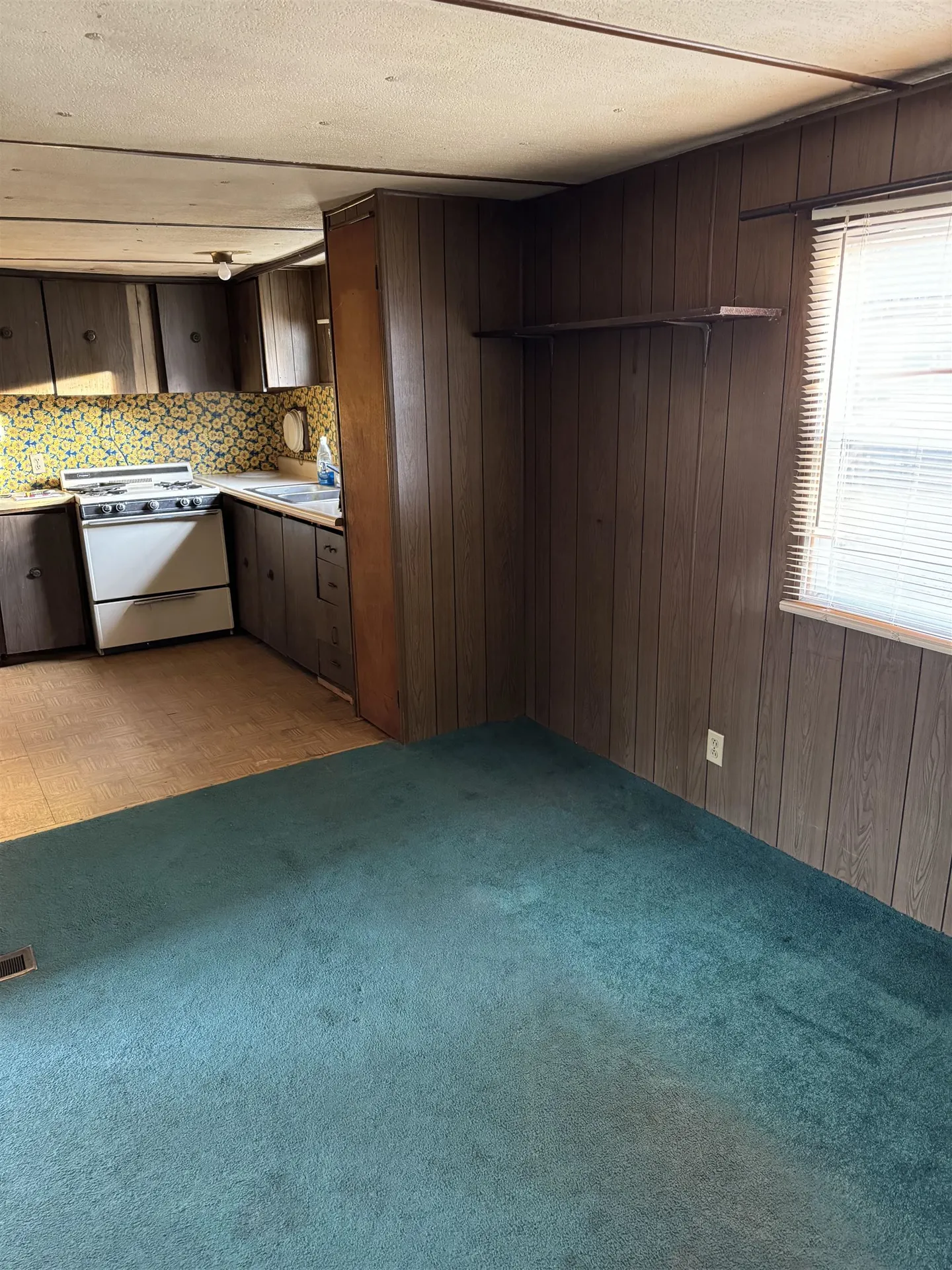 31 Valley Road Brattleboro VT 05301