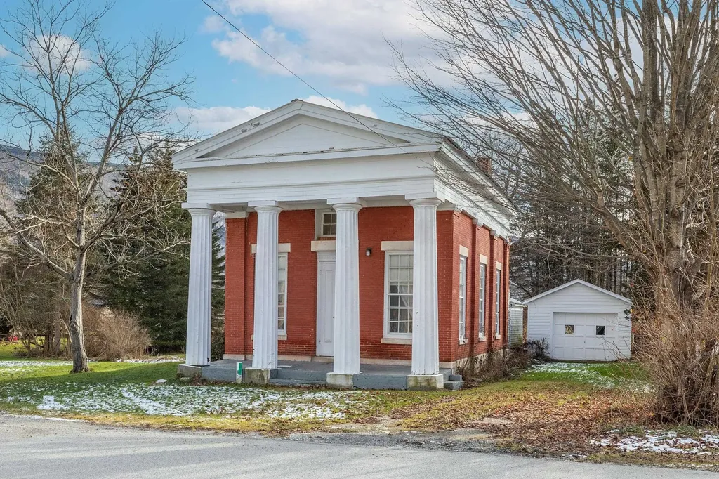 83 Depot Street Danby VT 05739