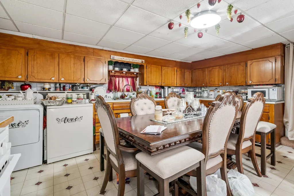 336 Calef Road Manchester NH 03103