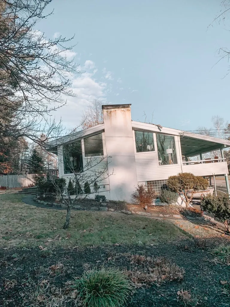 16 Shady Lane Dover NH 03820