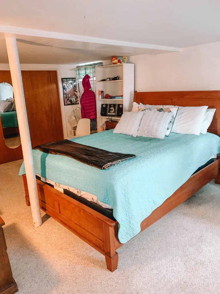 16 Shady Lane Dover NH 03820