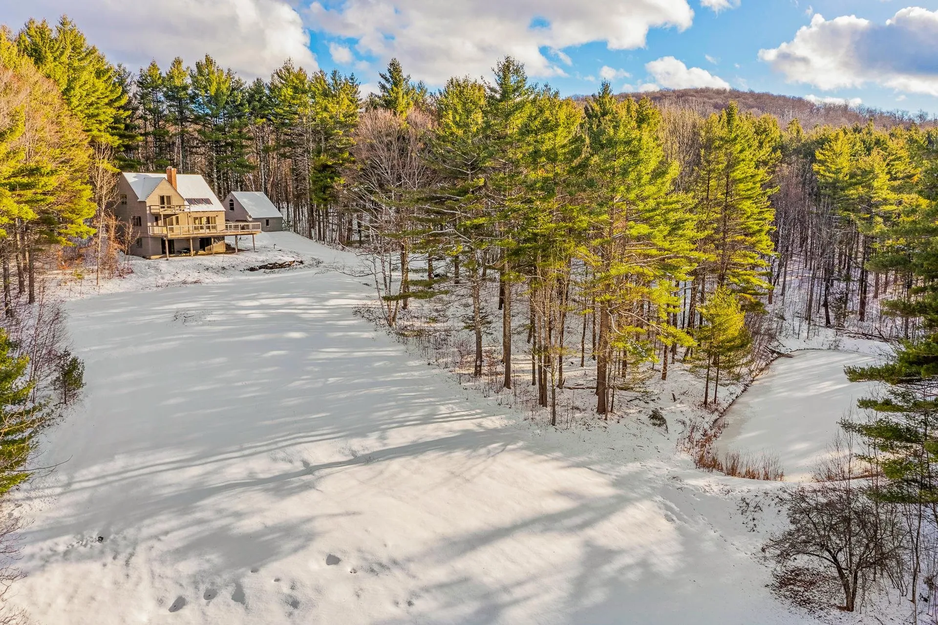 737 Skyline Drive Pomfret VT 05053