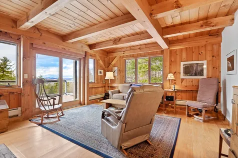 737 Skyline Drive Pomfret VT 05053