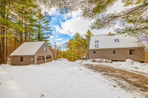 737 Skyline Drive Pomfret VT 05053