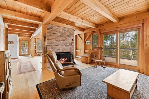 737 Skyline Drive Pomfret VT 05053