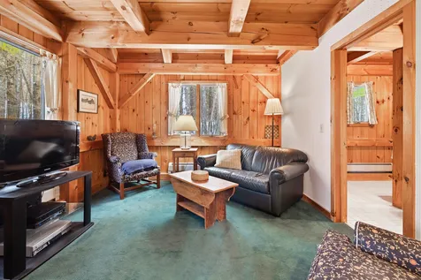 737 Skyline Drive Pomfret VT 05053