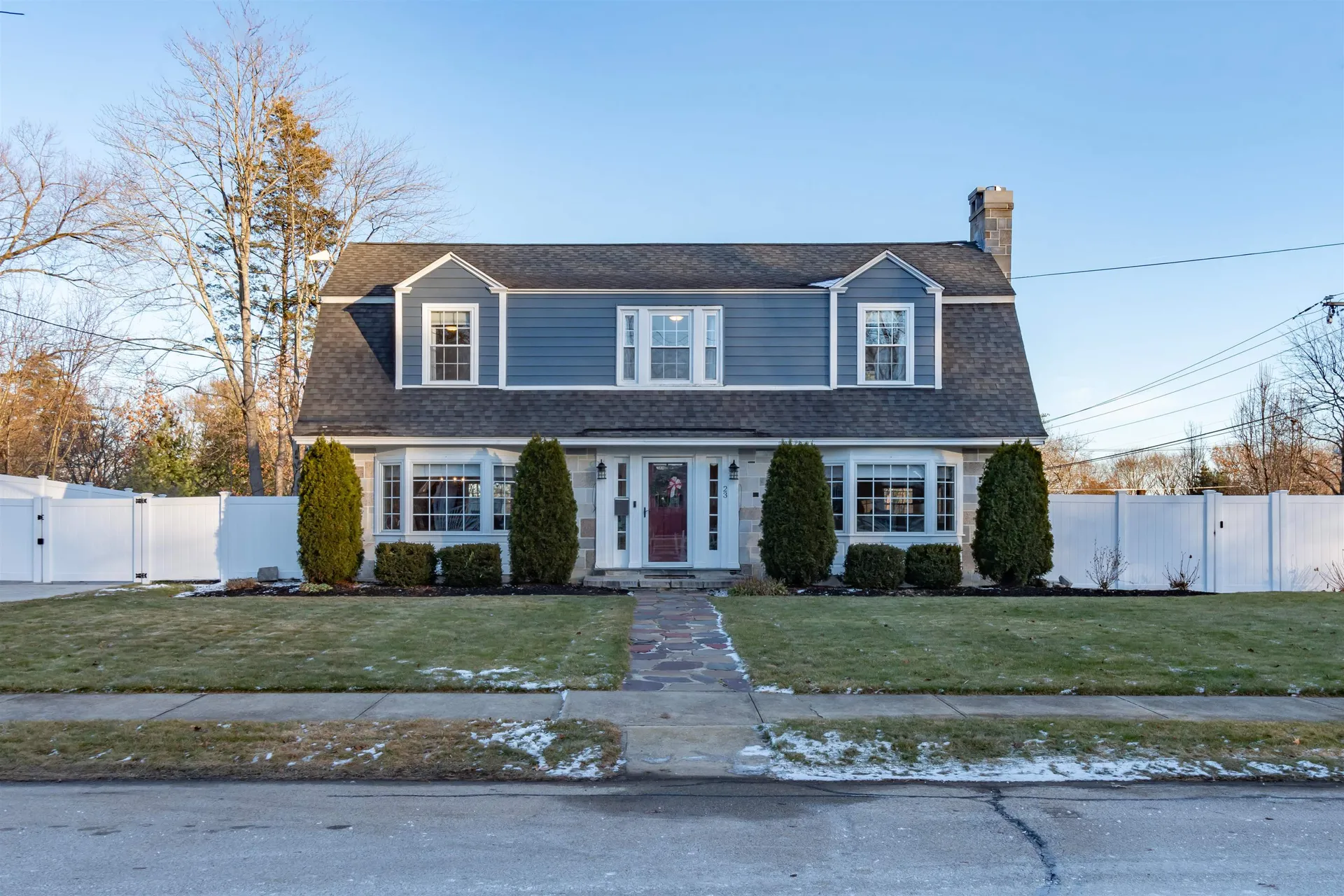 23 Wood Street Nashua NH 03064