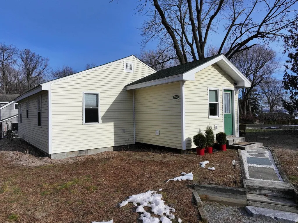 588 Mills Point Road Colchester VT 05446