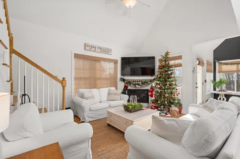 102 Memory Lane Laconia NH 03246