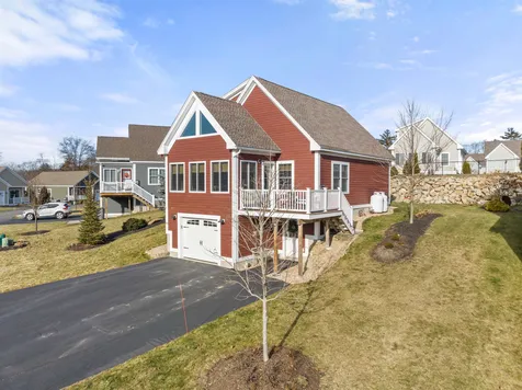 102 Memory Lane Laconia NH 03246