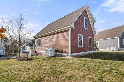 102 Memory Lane Laconia NH 03246