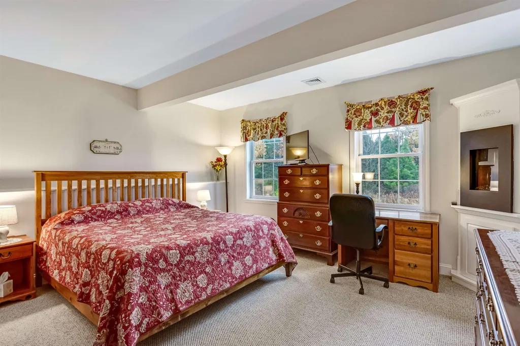 24 Halfmoon Lane Williston VT 05495