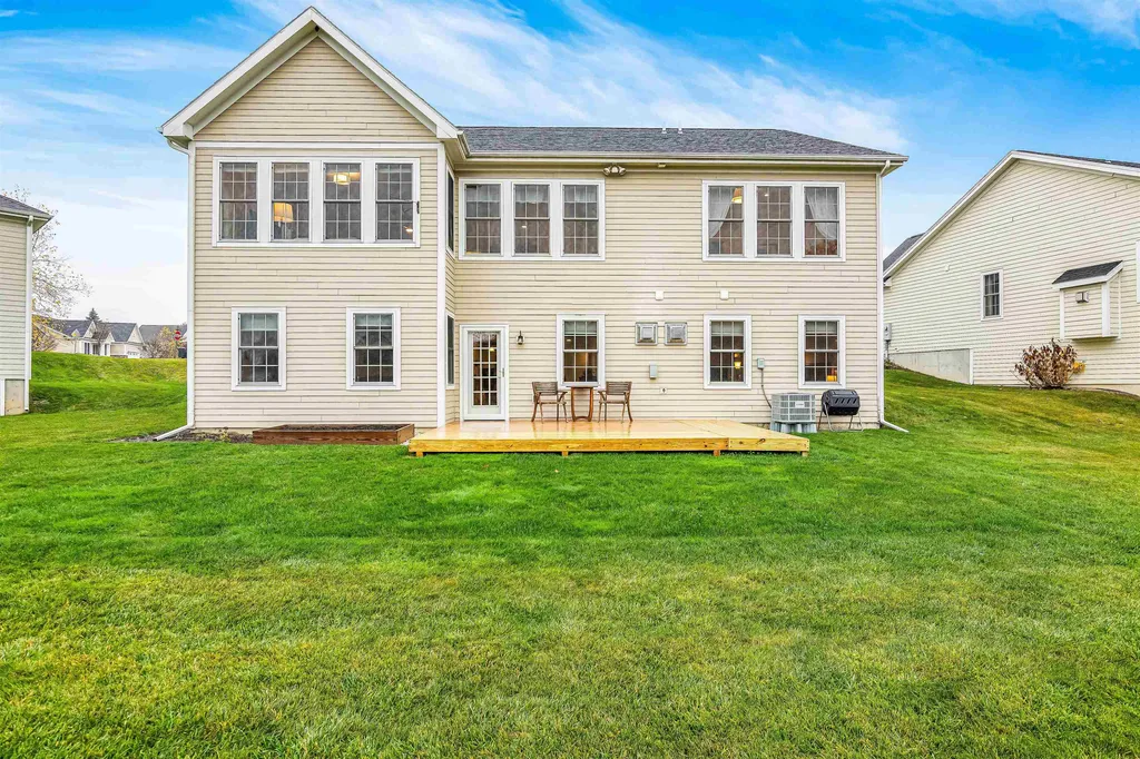 24 Halfmoon Lane Williston VT 05495