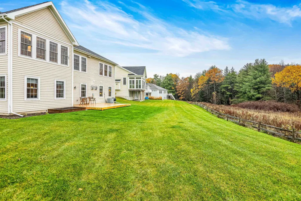 24 Halfmoon Lane Williston VT 05495