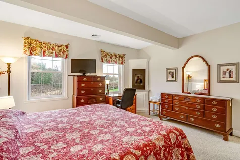 24 Halfmoon Lane Williston VT 05495