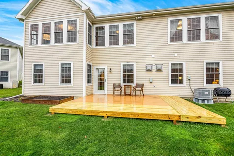24 Halfmoon Lane Williston VT 05495