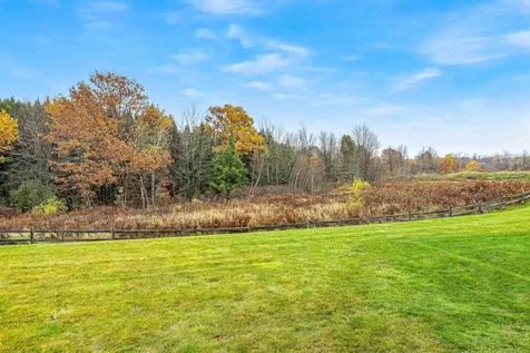 24 Halfmoon Lane Williston VT 05495