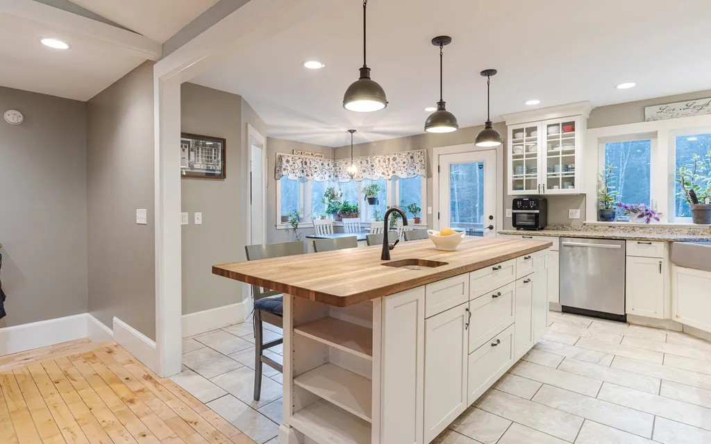 4 Eaton Road Walpole NH 03608
