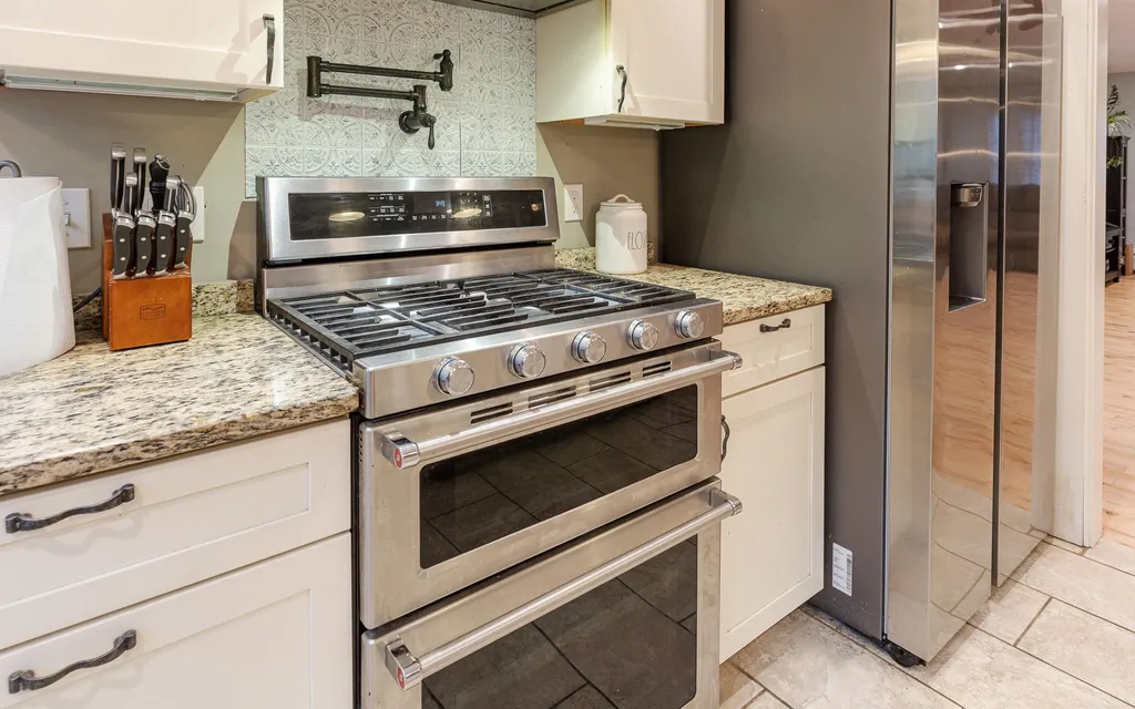 4 Eaton Road Walpole NH 03608