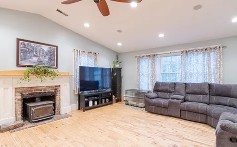 4 Eaton Road Walpole NH 03608