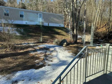 16 Meriden Mobile Court Drive Plainfield NH 03781