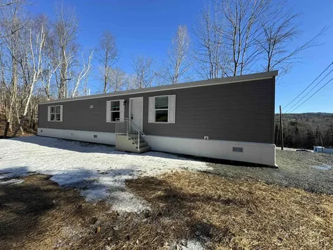 16 Meriden Mobile Court Drive Plainfield NH 03781
