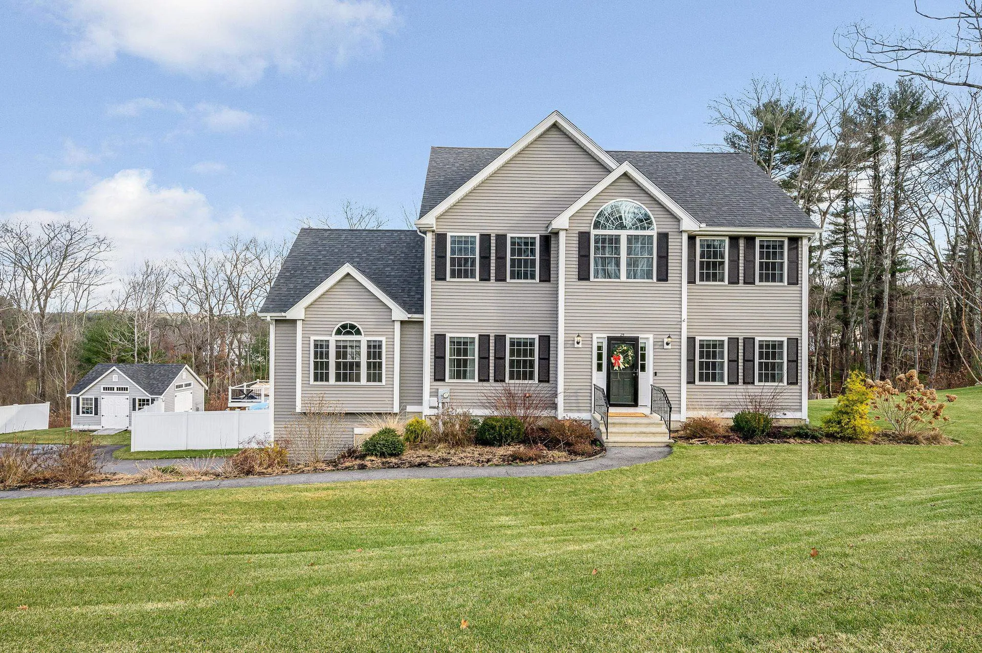 25 Squire Drive Pelham NH 03076