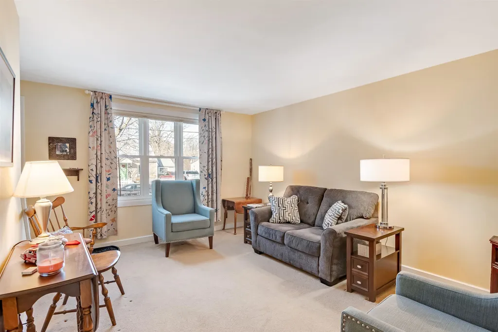 125 Woodbury Road Burlington VT 05408