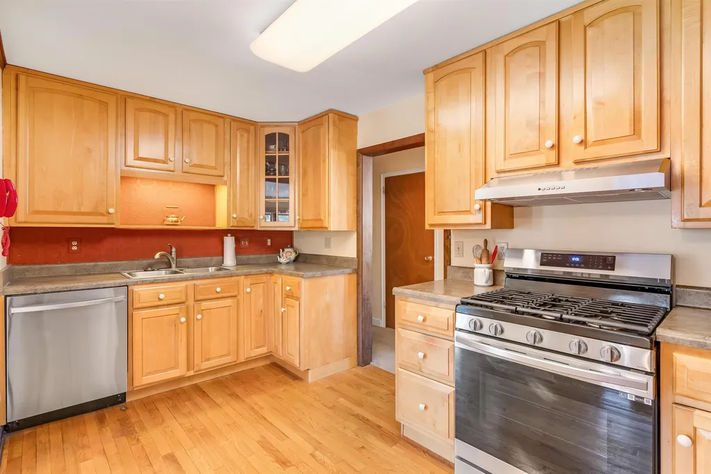 125 Woodbury Road Burlington VT 05408