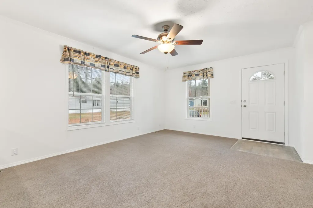 10 Robbins Street Hinsdale NH 03451