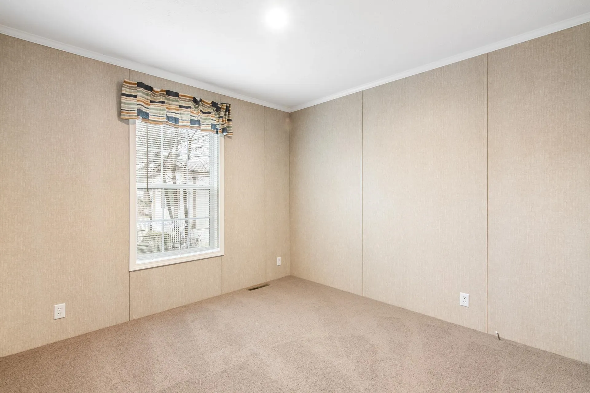 10 Robbins Street Hinsdale NH 03451