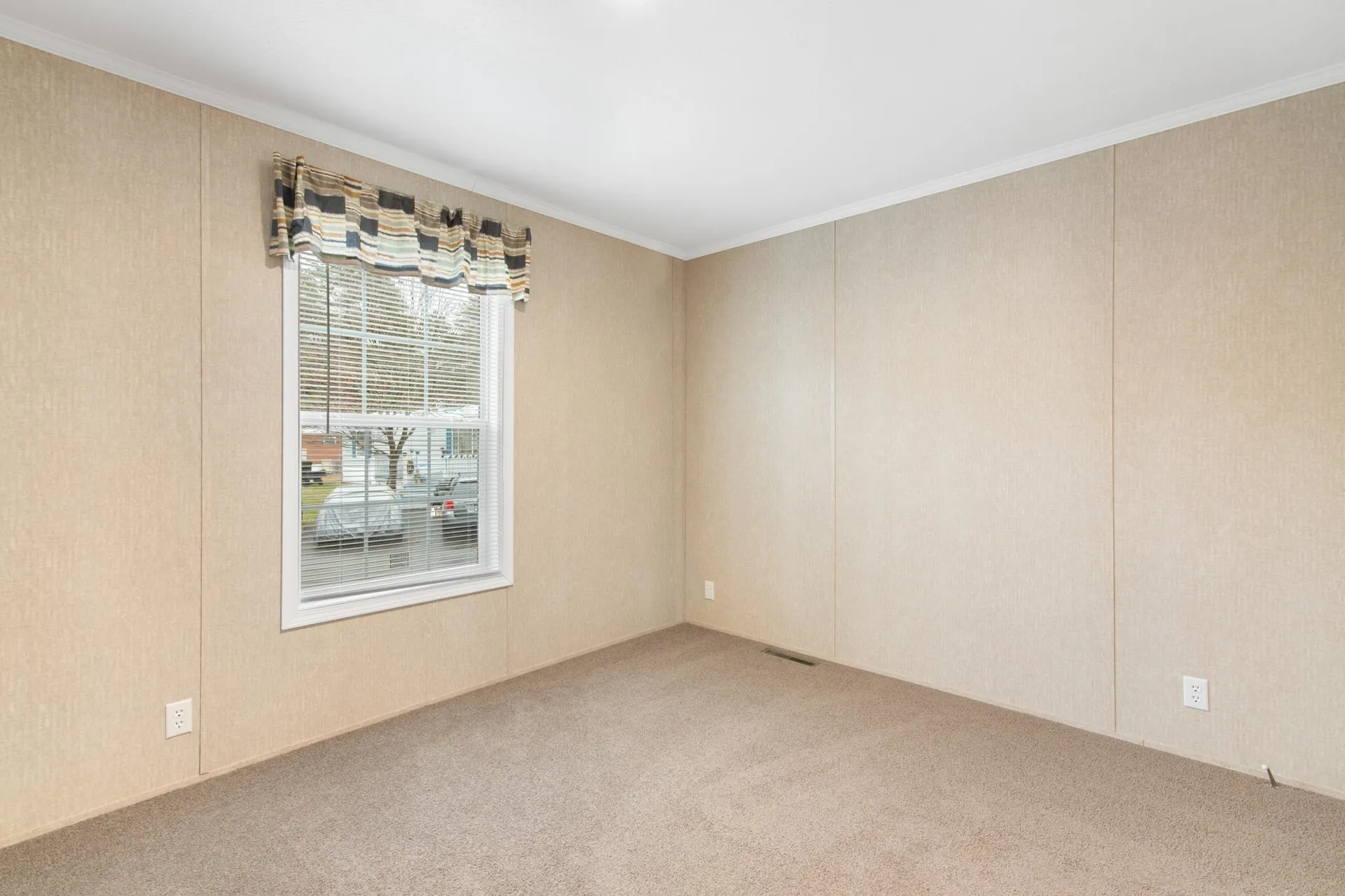 10 Robbins Street Hinsdale NH 03451