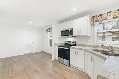 10 Robbins Street Hinsdale NH 03451